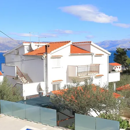 By The Sea Slatine, Ciovo - 4871 * トロギール